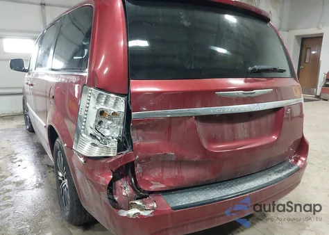 2014 Chrysler Town & Country S from USA, damaged, VIN 2C4RC1HG9ER277152